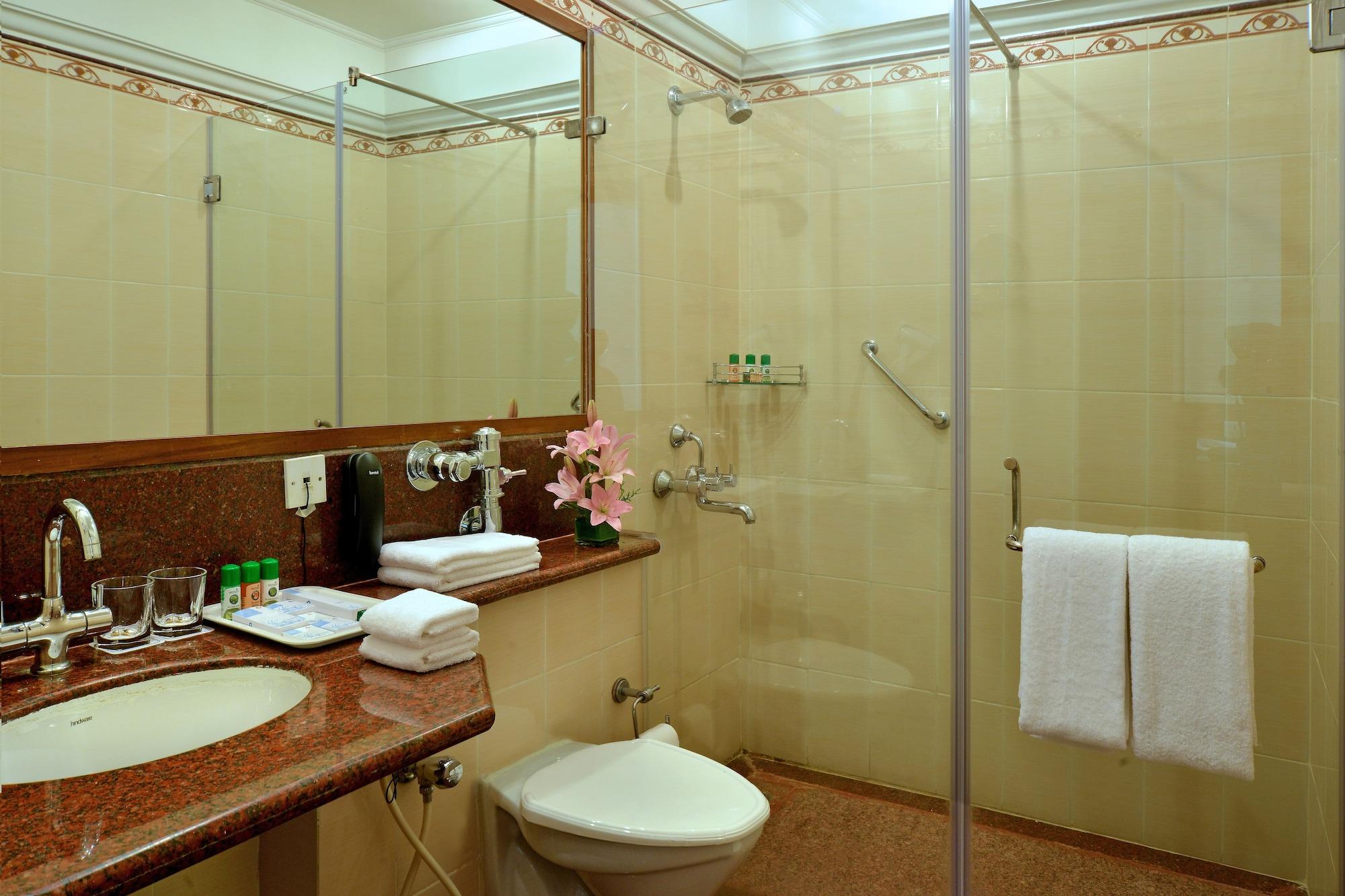 J P Cordial Hotel Bangalore Exterior photo