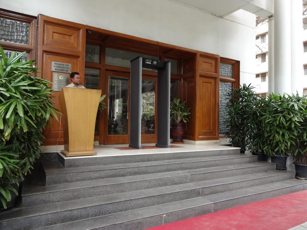 J P Cordial Hotel Bangalore Exterior photo