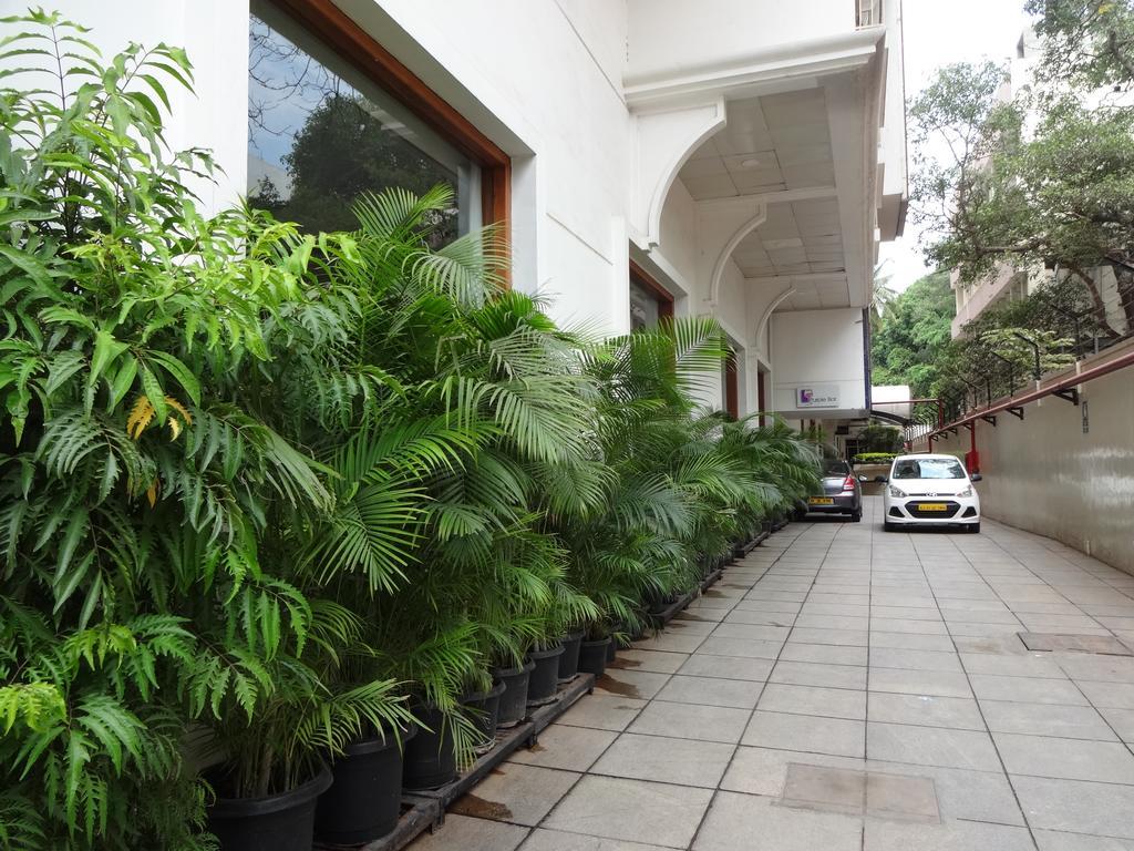 J P Cordial Hotel Bangalore Exterior photo