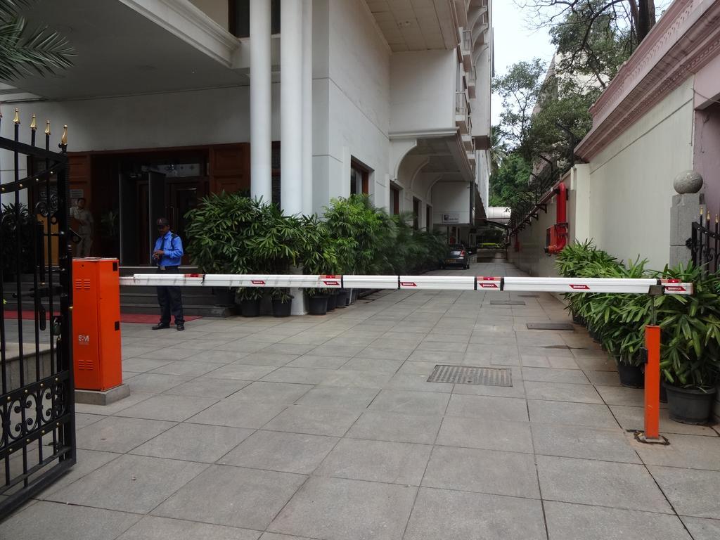 J P Cordial Hotel Bangalore Exterior photo