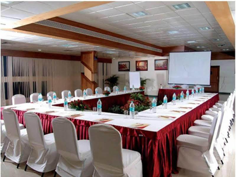 J P Cordial Hotel Bangalore Facilities photo